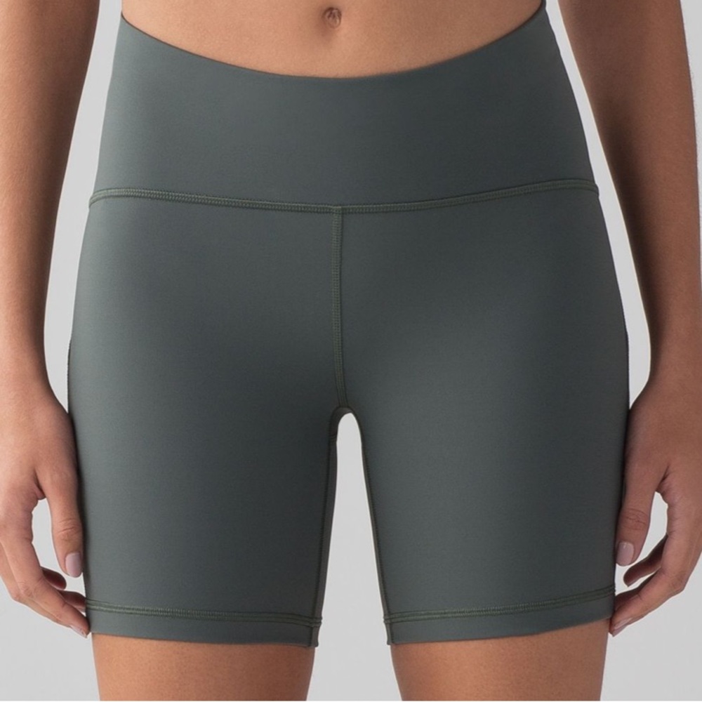 Lululemon Train Times Short 6” Size 4